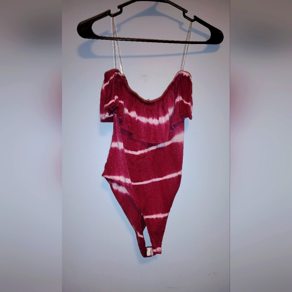 Tye dye strapless bodysuit